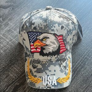 Camouflage Eagle USA Cap